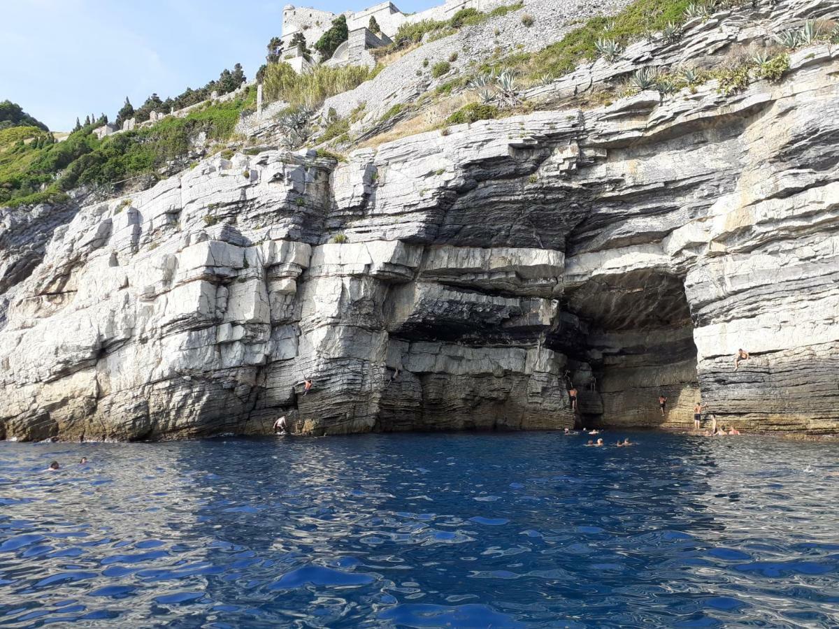 Punto & Virgola Daire La Spezia Dış mekan fotoğraf